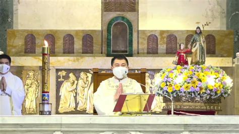 Daily Mass at the Manila Cathedral .